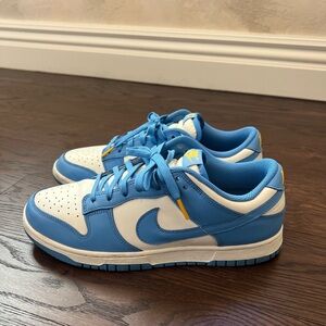 NIKE low dunks coast university gold